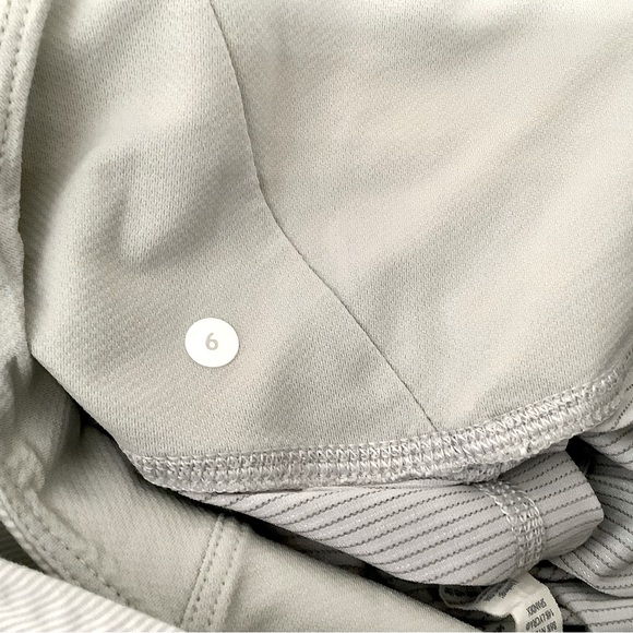 Lululemon Hustle & Bustle Tank - Picture 6 of 7